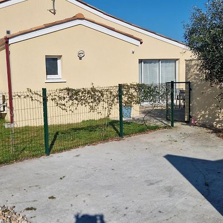 Villa La Jolie Pradelle à Virsac Extérieur photo